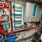 sistema-de-gestion-energetica-mastervolt-en-embarcaciones — marine electronics installation for yachts